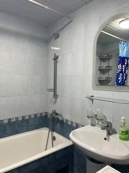 Ijaraga 4 xonali kvartira − 100 m²