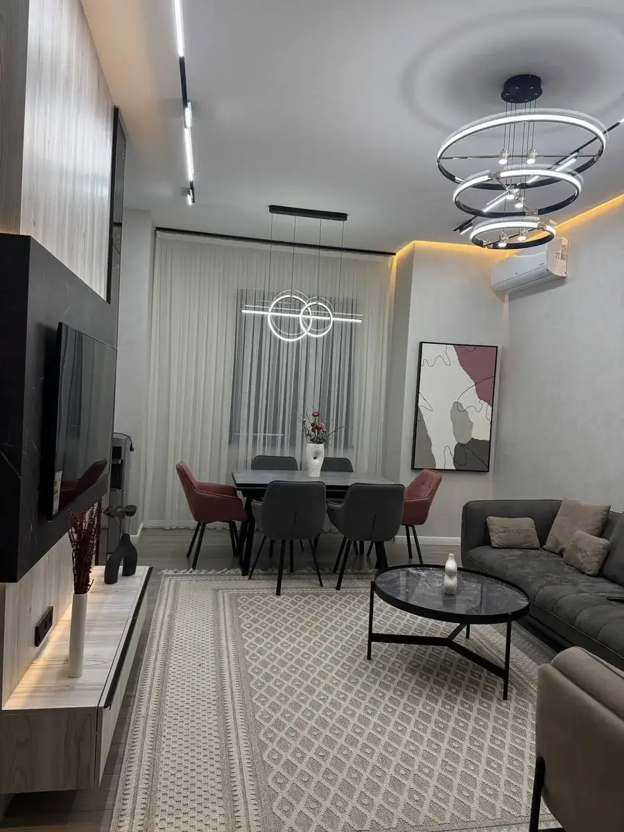 Ijaraga 4 xonali kvartira − 125 m²