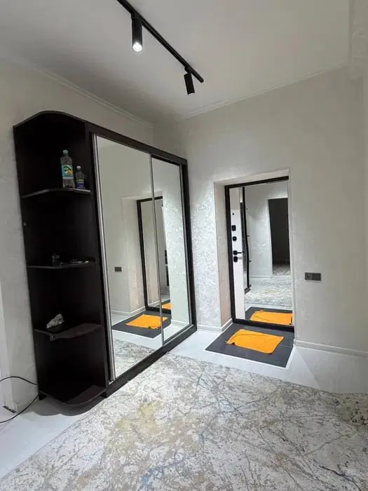 Ijaraga 2 xonali kvartira − 60 m²