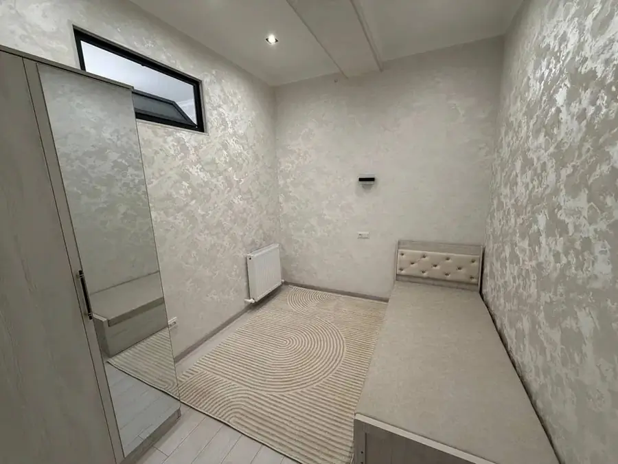 Сдается 3-комнатная квартира − 65 м²