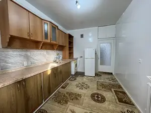Сдается 3-комнатная квартира − 73 м²