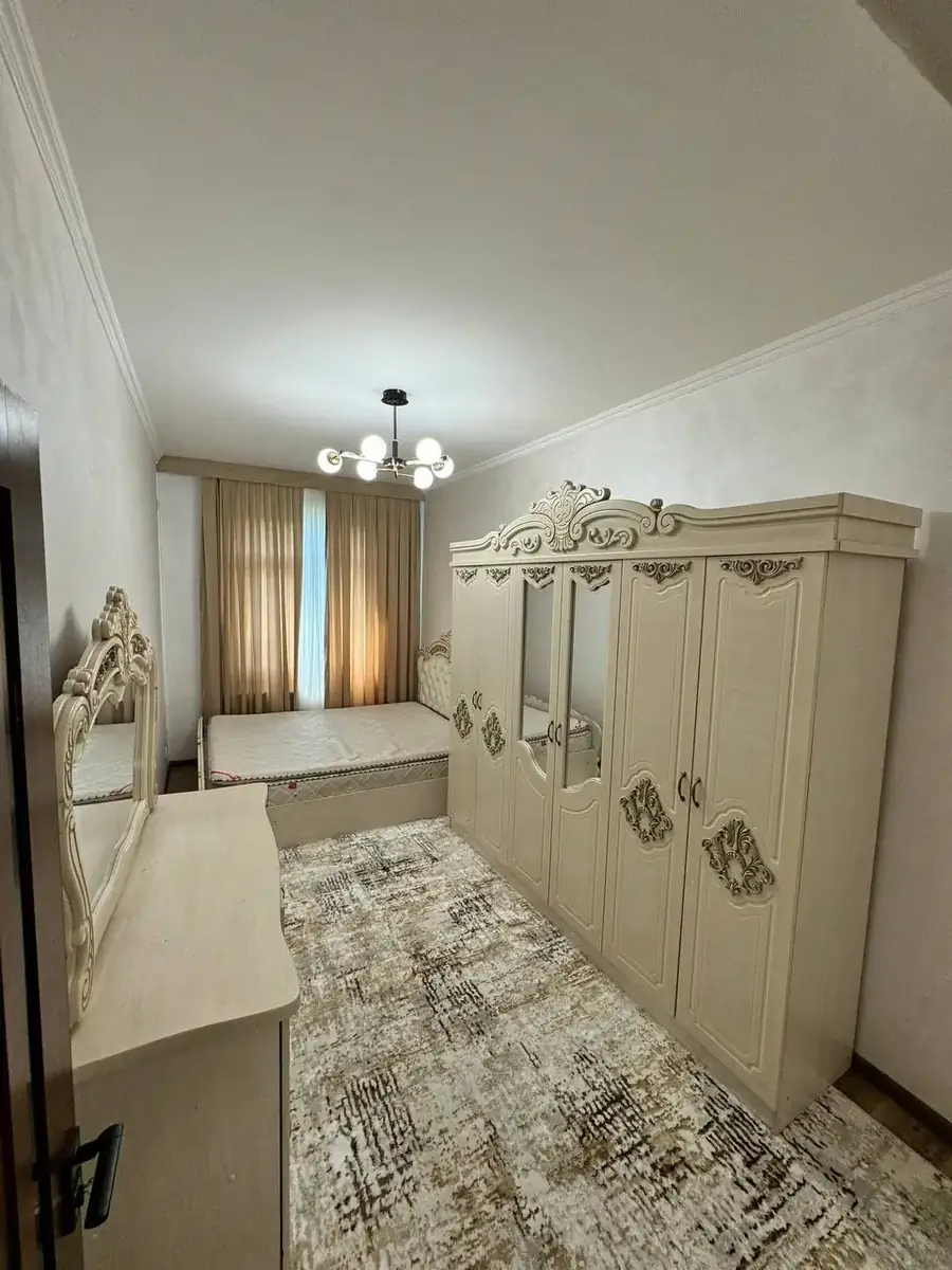 Продается 2-комнатная квартира − 49 м²