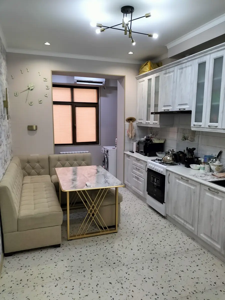 Ijaraga 3 xonali kvartira − 100 m²