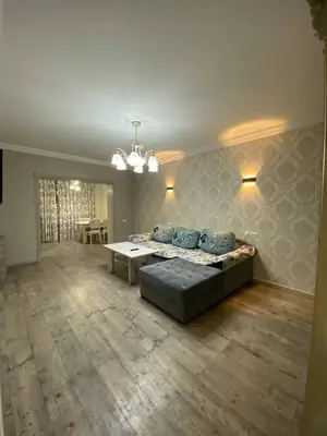 3 xonali kvartira − 90 m², 1/4 qavat