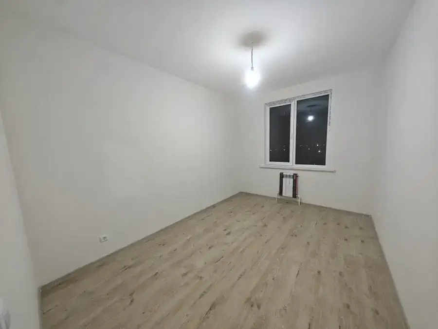 Продается 3-комнатная квартира − 68 м²