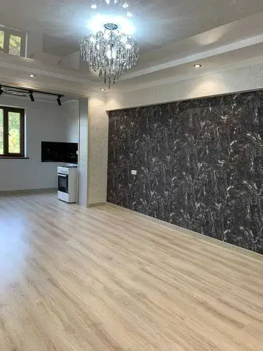 3 xonali kvartira sotiladi − 83.4 m²