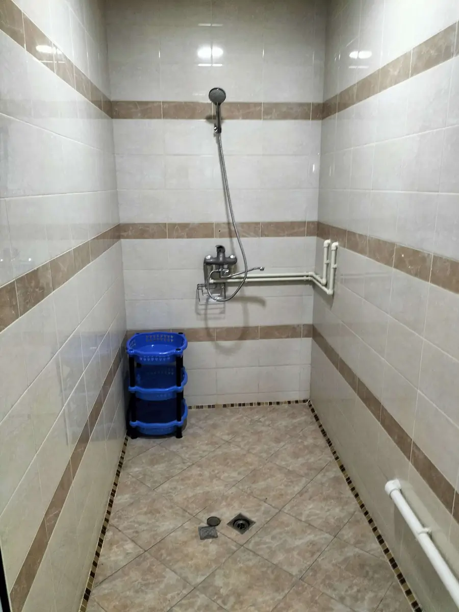 Ijaraga 2 qavatli uy − 200 m²
