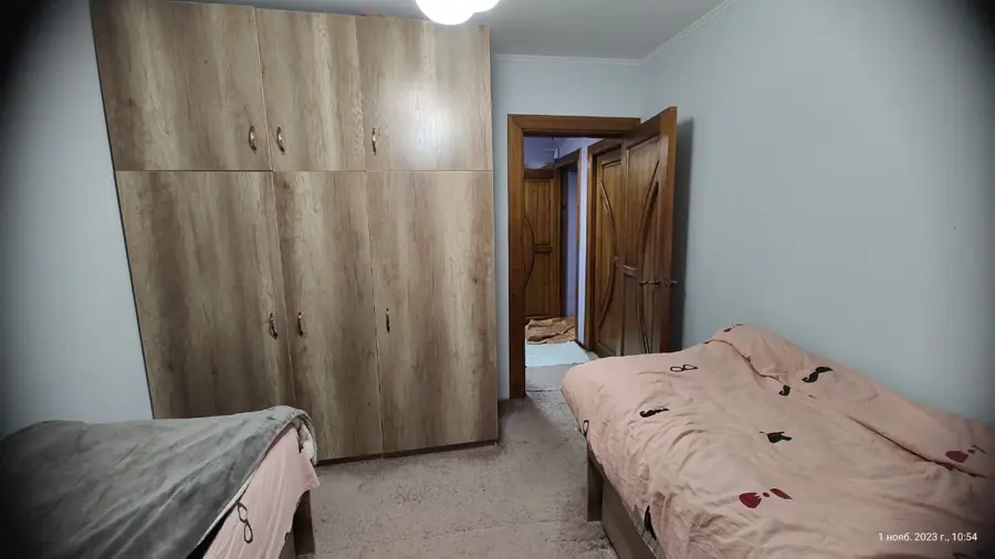 Продается 4-комнатная квартира − 80.9 м²