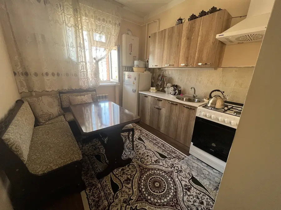 Продается 2-комнатная квартира − 66.5 м²