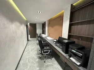 Ofis − 100 m², 1/4 qavat