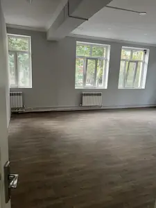 Сдается офис − 200 м²