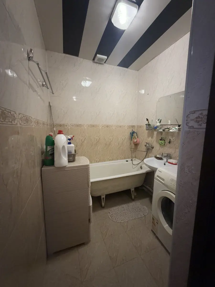 Продается 3-комнатная квартира − 92 м²