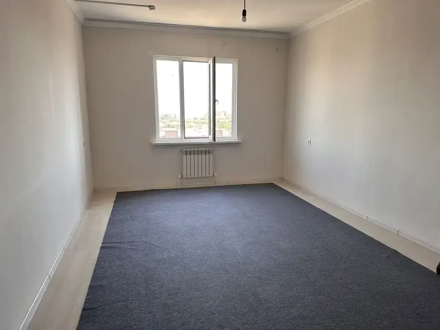 Продается 3-комнатная квартира − 89 м²