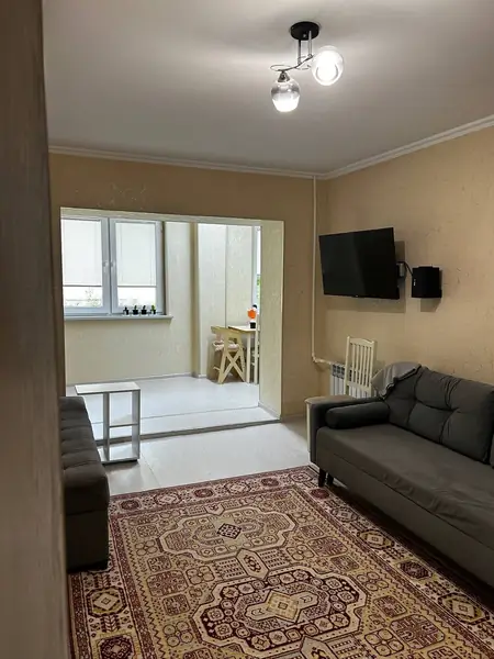 2-комнатная квартира − 51 м², 2/5 этаж