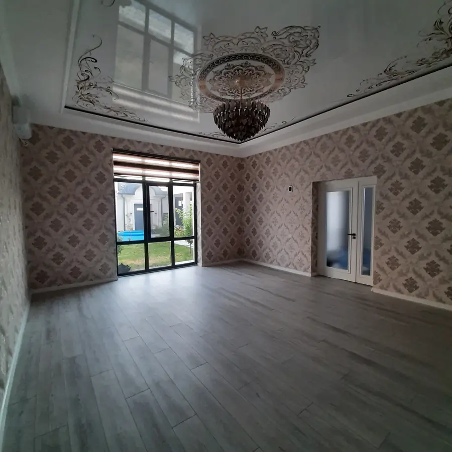 Продается 1-этажный дом − 170 м²