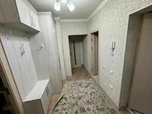 Сдается 2-комнатная квартира − 60 м²