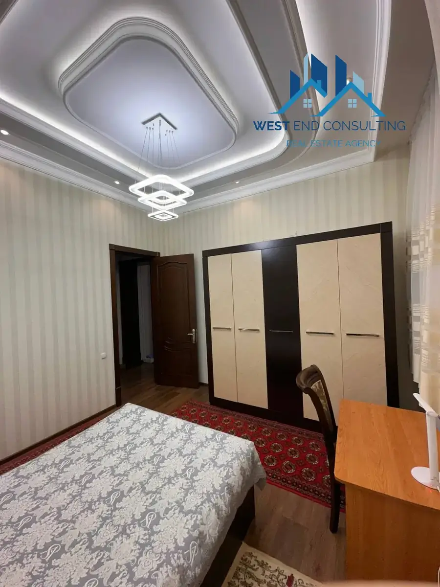Ijaraga 3 qavatli uy − 360 m²