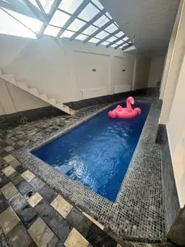 Сдается 4-комнатная квартира − 100 м²