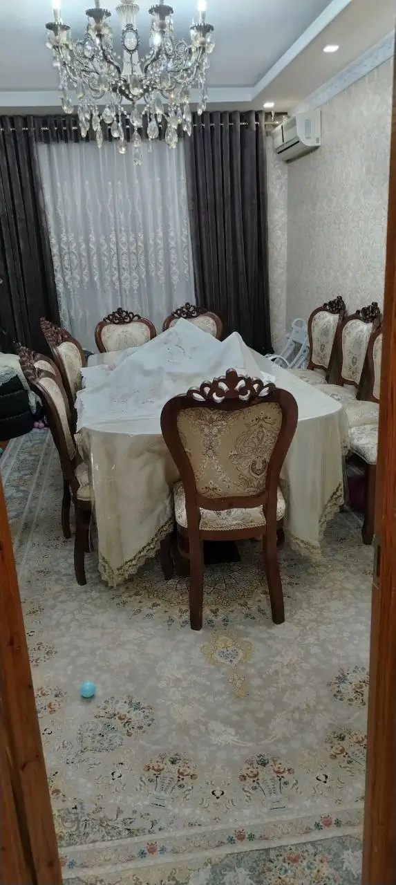 Продается 3-комнатная квартира − 78 м²
