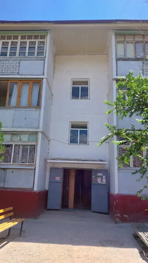 Продается 2-комнатная квартира − 61.5 м²