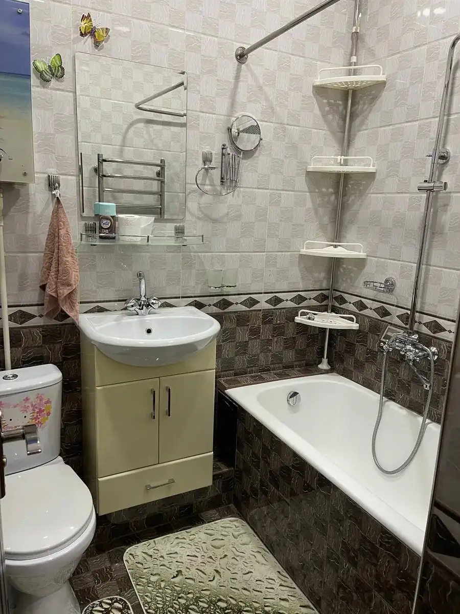 2 xonali kvartira sotiladi − 55 m²