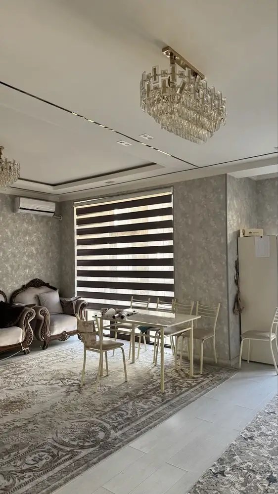 Сдается 3-комнатная квартира − 100 м²