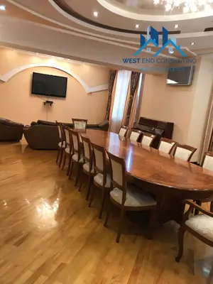 4 xonali kvartira − 220 m², 2/7 qavat