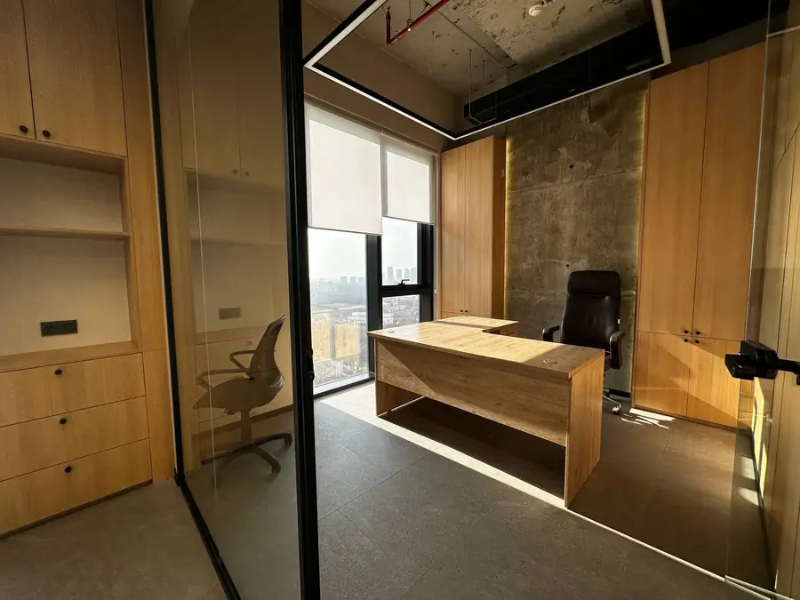 Ijaraga ofis − 99 m²
