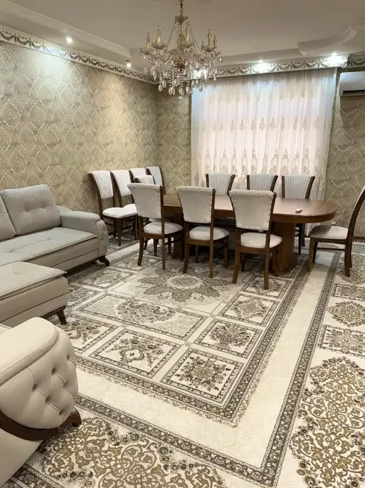 4 xonali kvartira sotiladi − 128 m²