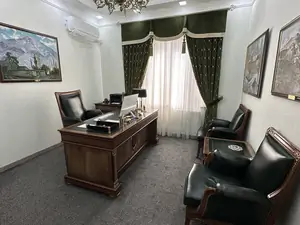 Ofis sotiladi − 366 m²