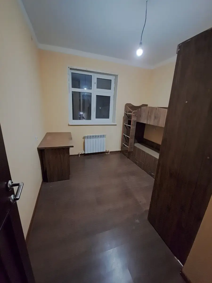 Продается 3-комнатная квартира − 76.4 м²