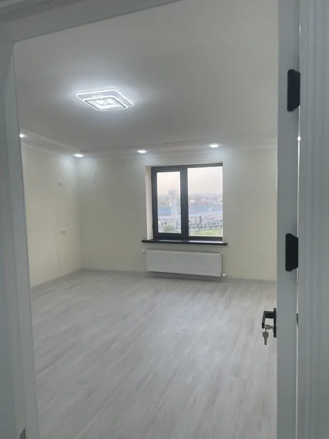 Продается 2-комнатная квартира − 86 м²