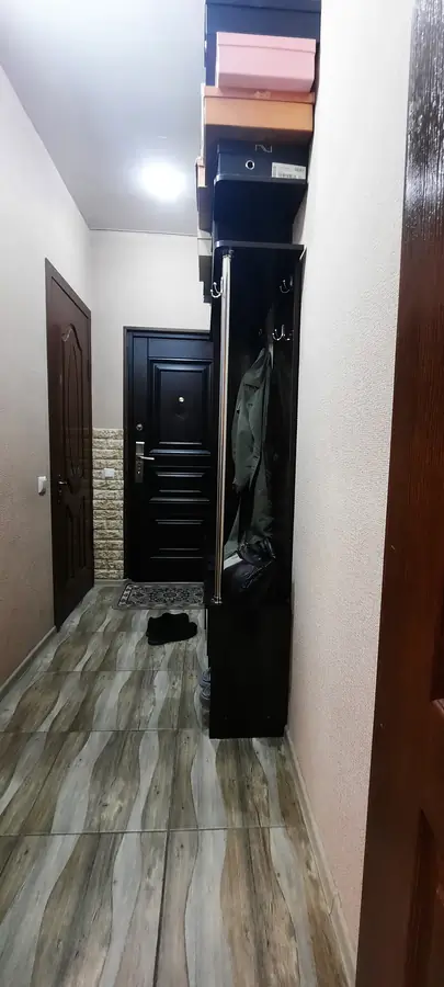 2 xonali kvartira sotiladi − 46 m²
