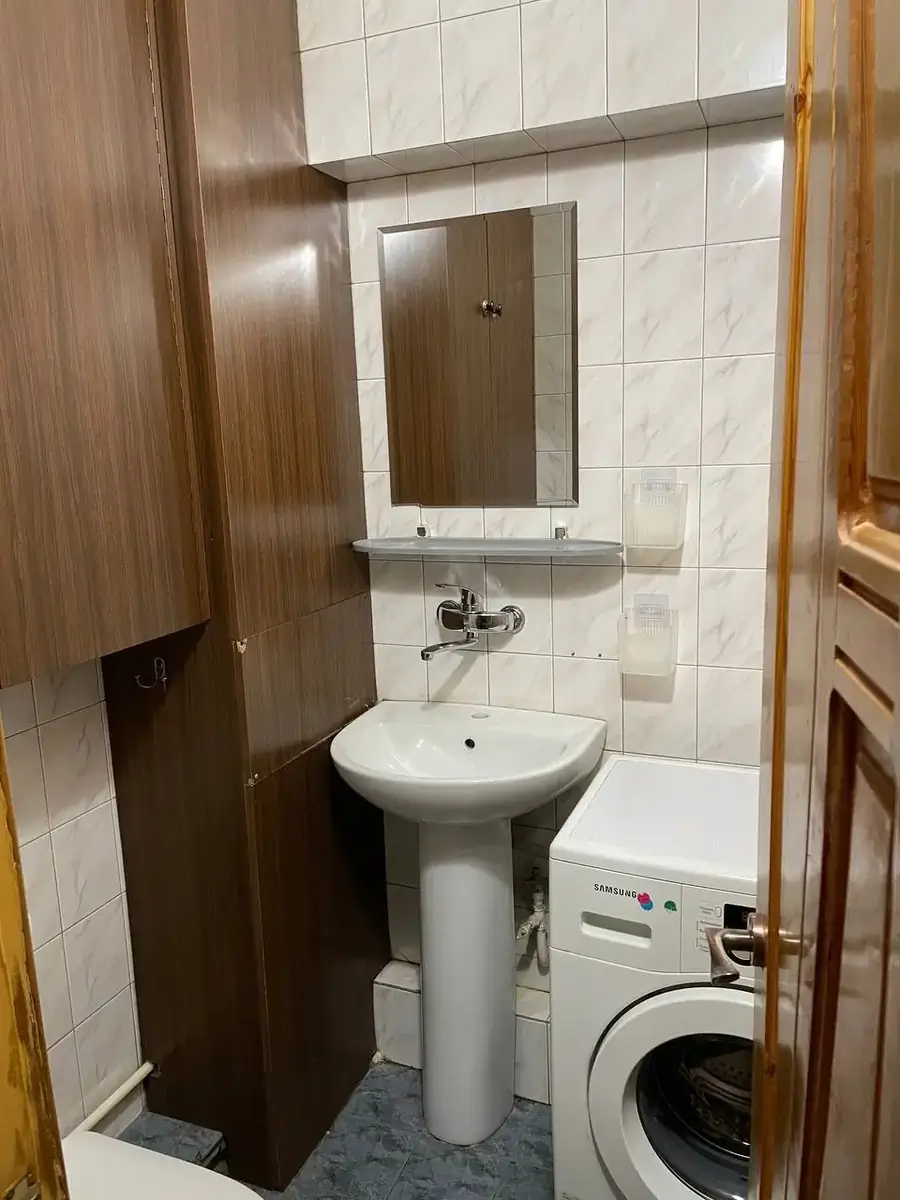 Ijaraga 4 xonali kvartira − 100 m²