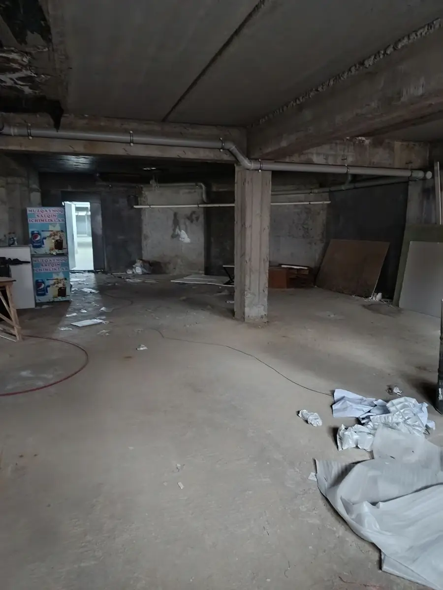 Более 5 xonali kvartira sotiladi − 329 m²