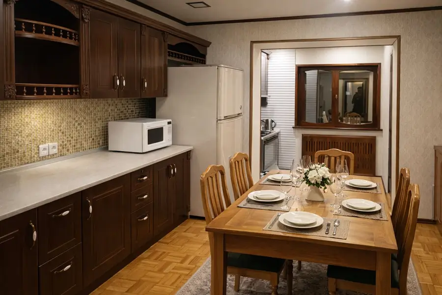 Продается 4-комнатная квартира − 144 м²