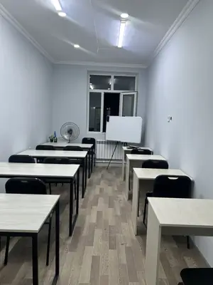 Сдается офис − 200 м²