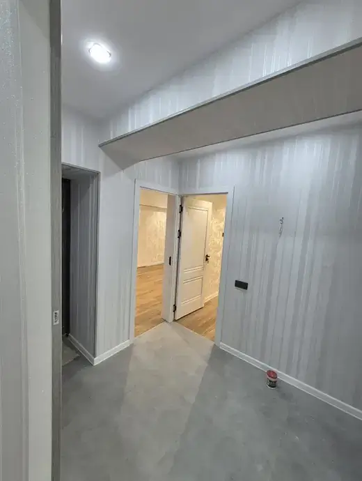 Ofis sotiladi − 90 m²