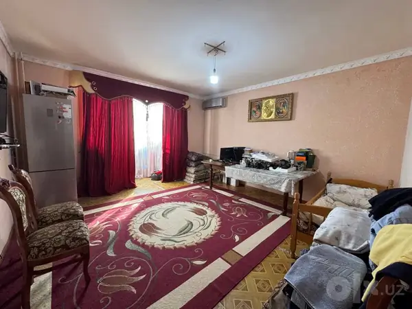 3 xonali kvartira sotiladi − 71 m²