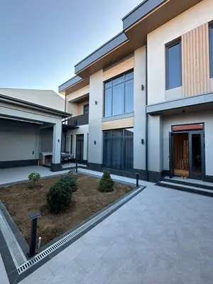2 qavatli uy sotiladi − 370 m²