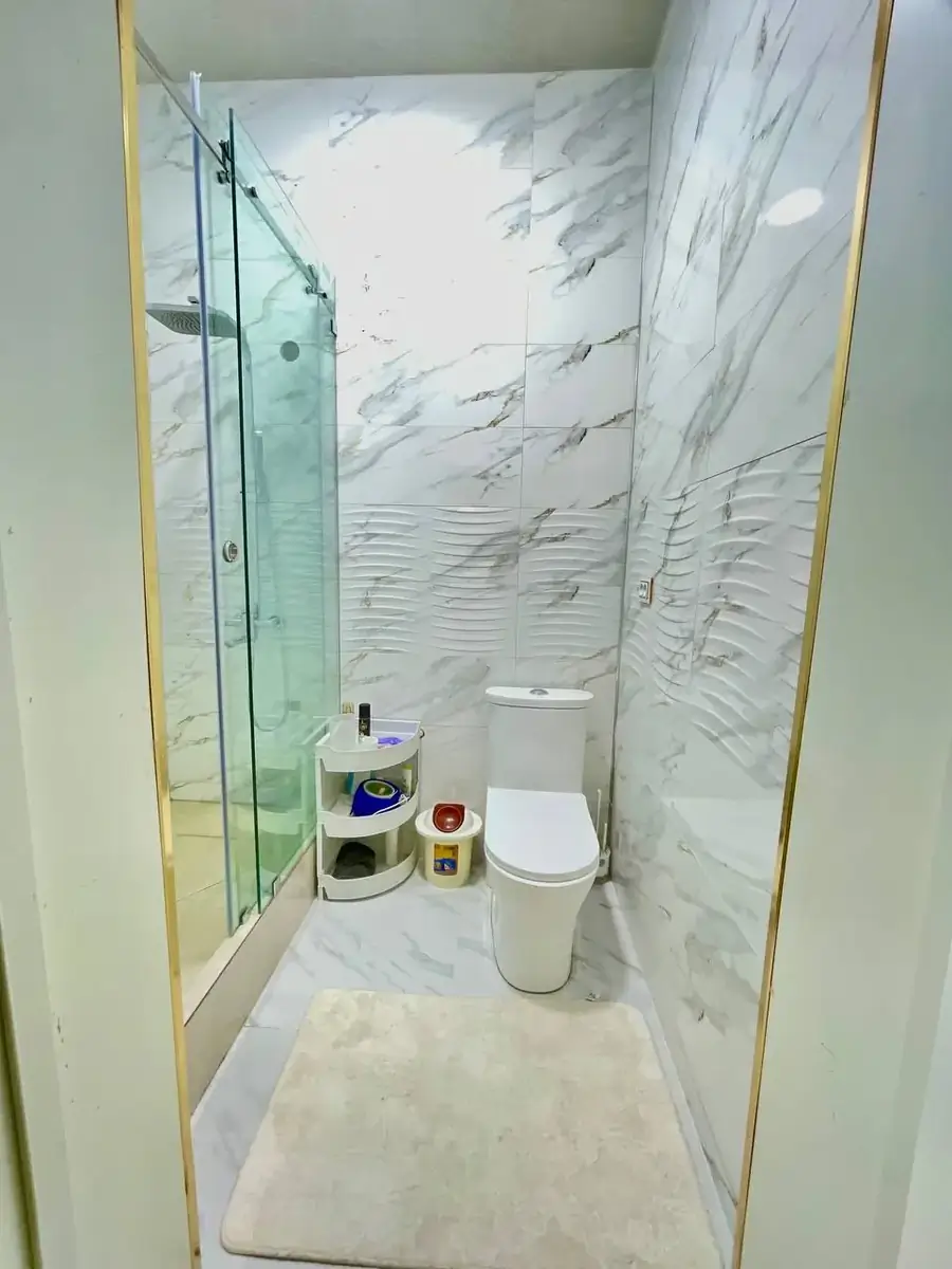 Продается 2-этажный дом − 300 м²