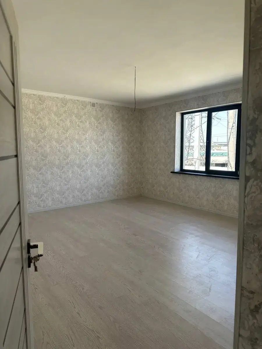 2 qavatli uy sotiladi − 187 m²