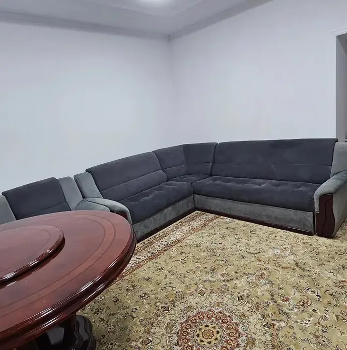 3 xonali kvartira sotiladi − 75 m²