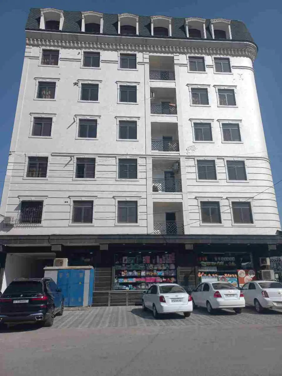 Продается 2-комнатная квартира − 70.5 м²