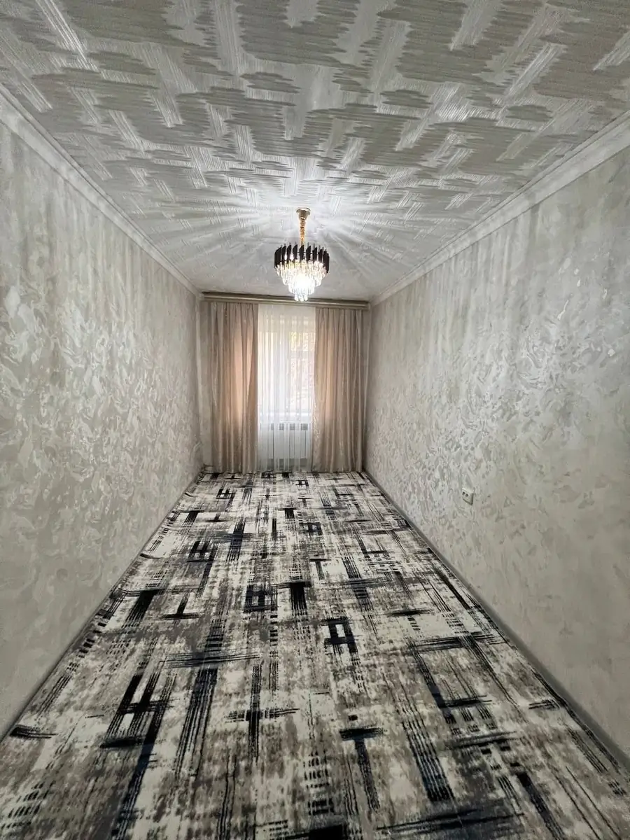 Продается 3-комнатная квартира − 68 м²