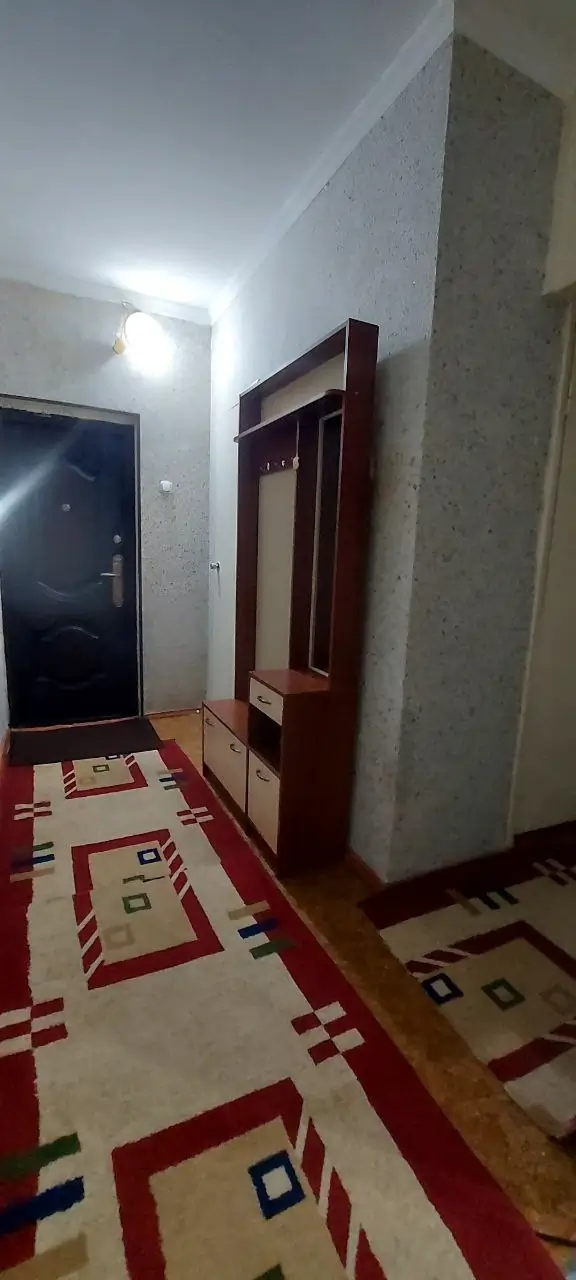 Сдается 1-комнатная квартира − 45 м²