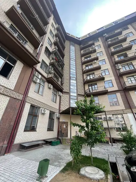 2-комнатная квартира − 72 м², 5/9 этаж