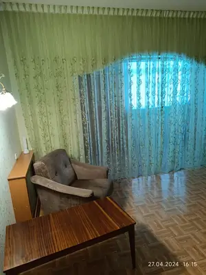 Продается 4-комнатная квартира − 116 м²