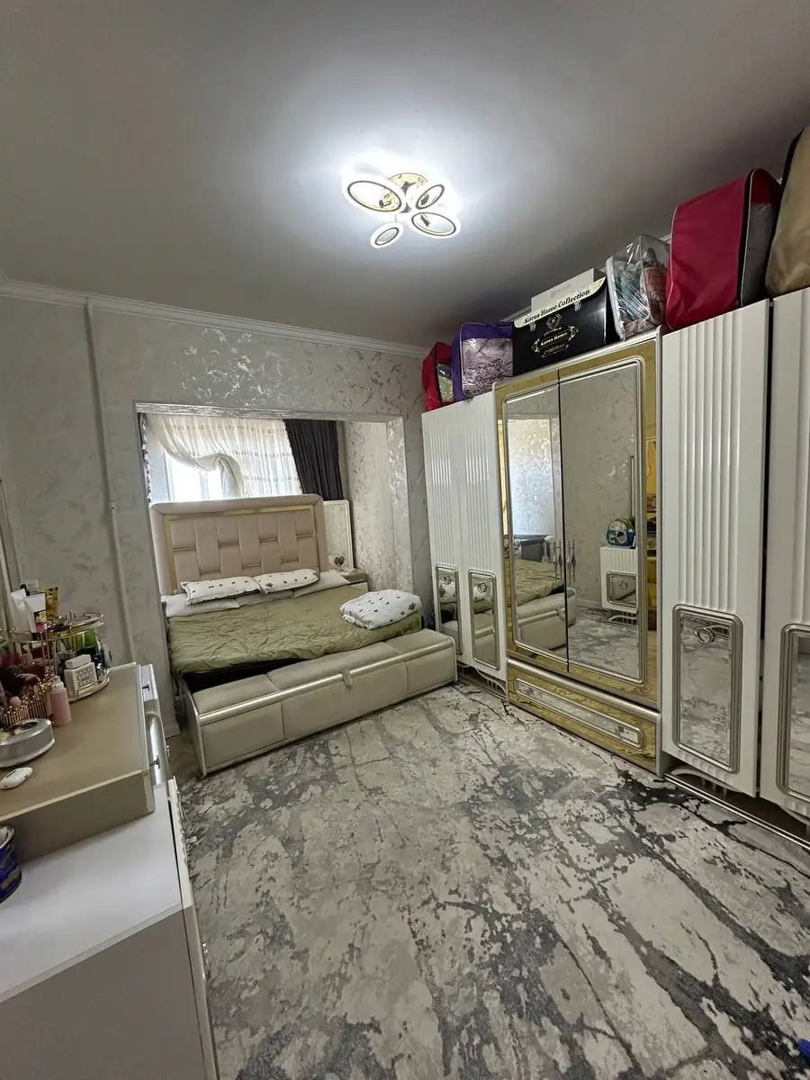 3 xonali kvartira sotiladi − 86 m²