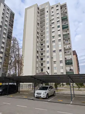 2 xonali kvartira sotiladi − 70 m²